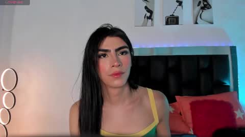 Isabella Moon9 online show from 28, 7, 2026