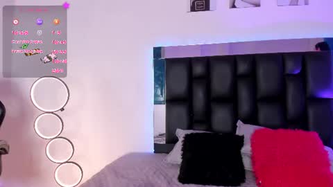 Isabella Moon9 online show from 5, 8, 2026
