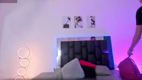 Isabella Moon9 online show from 8, 8, 2026