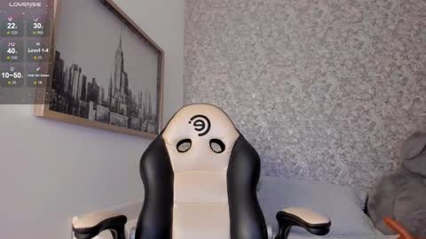 Snapshot of isabella_roberts13 chatting on 25, 2, 2025 isa online show from 25, 2, 2025