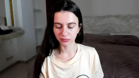 Isabella online show from 25, 4, 2026