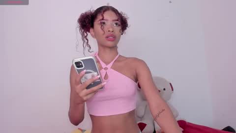 isabella online show from 6, 1, 2025