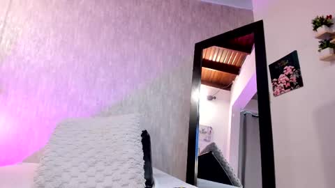 Snapshot of isabella_zc chatting on 11, 2, 2025 isabella zc online show from 11, 2, 2025