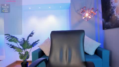 Isabella  Everyday From 0530 to 1430 Col Time online show from 11, 2, 2026