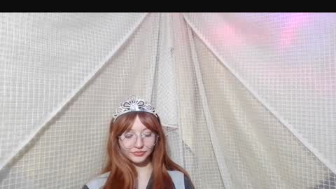 Snapshot of isabellablacky chatting on 5, 2, 2025 isabellablacky online show from 5, 2, 2025