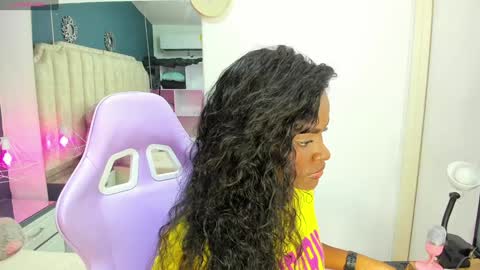 Snapshot of isabellabroms21 chatting on 4, 1, 2025    v online show from 4, 1, 2025