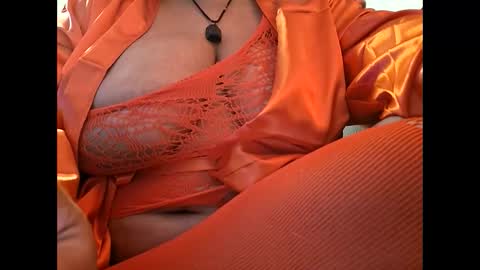 Isabella online show from 29, 9, 2025