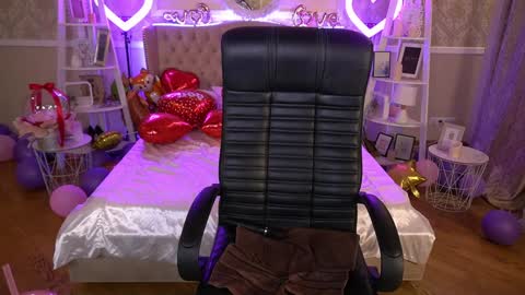 Marina online show from 8, 2, 2025