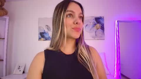 Isabella  online show from 7, 7, 2026