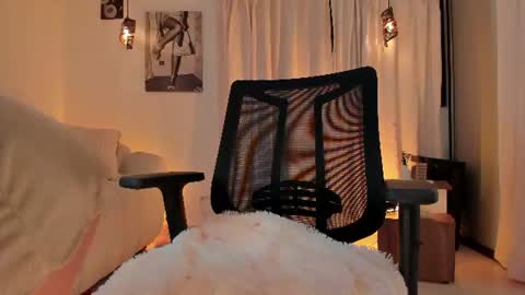 ISABELLA  online show from 26, 6, 2026