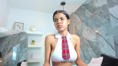 isabellamonet online show from 12, 5, 2026