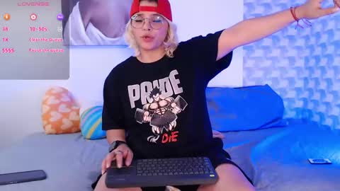 Snapshot of isabellamoutt chatting on 17, 12, 2024 Isabella Mout online show from 17, 12, 2024