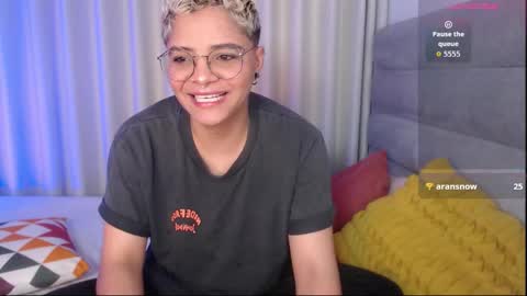 Snapshot of isabellamoutt chatting on 23, 11, 2025 Isabella Mout online show from 23, 11, 2025