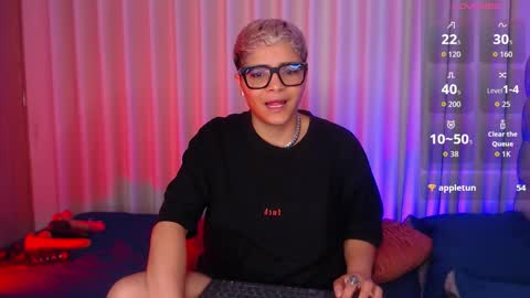 Snapshot of isabellamoutt chatting on 2, 12, 2025 Isabella Mout online show from 2, 12, 2025