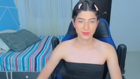 Snapshot of isabellaqueens chatting on 9, 10, 2025 ISABELLA QUEENS  online show from 9, 10, 2025