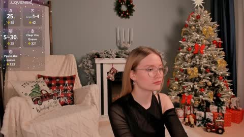 Bella online show from 8, 12, 2024