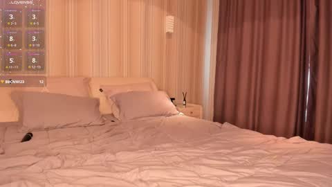 Bella online show from 4, 3, 2025