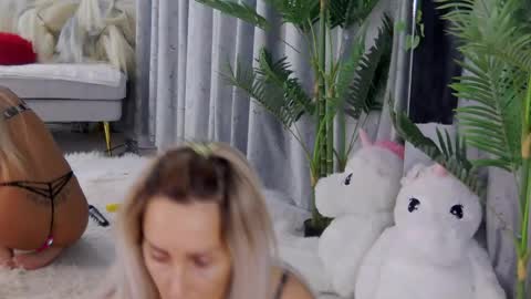 IsabelleEthan online show from 24, 6, 2026