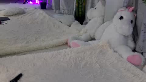 IsabelleEthan online show from 13, 7, 2026