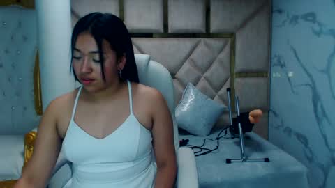 isabellrodriguez18 online show from 1, 3, 2025