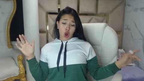 isabellrodriguez18 online show from 7, 3, 2025