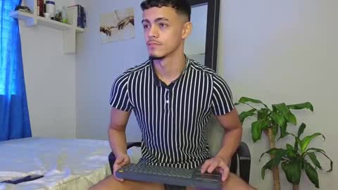 isais hunt online show from 3, 12, 2024