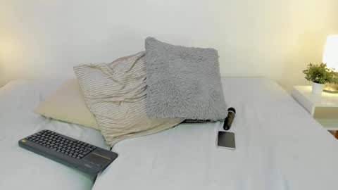 Snapshot of isameow chatting on 22, 2, 2025 isameow online show from 22, 2, 2025