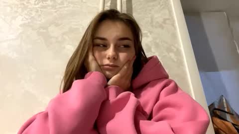 Snapshot of isauratorkelson chatting on 11, 11, 2025 Issa online show from 11, 11, 2025