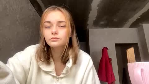 Snapshot of isauratorkelson chatting on 16, 11, 2025 Issa online show from 16, 11, 2025