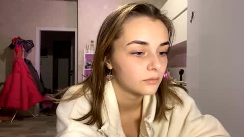 Snapshot of isauratorkelson chatting on 4, 12, 2025 Issa online show from 4, 12, 2025