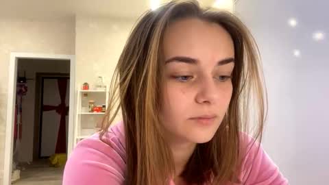 Snapshot of isauratorkelson chatting on 16, 12, 2025 Issa online show from 16, 12, 2025