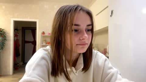 Snapshot of isauratorkelson chatting on 21, 12, 2025 Issa online show from 21, 12, 2025