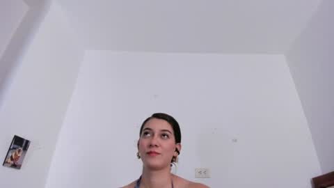 ishabellalopez online show from 13, 7, 2026