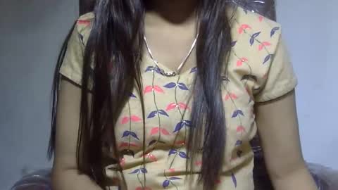 Snapshot of ishika_ishu chatting on 8, 5, 2026 ishika_ishu online show from 8, 5, 2026