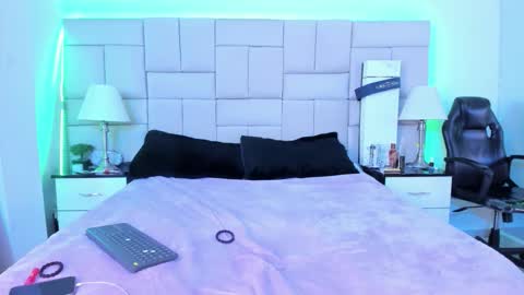 Pauli online show from 20, 11, 2025