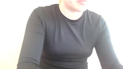 Snapshot of isla00 chatting on 14, 7, 2026 Isla online show from 14, 7, 2026