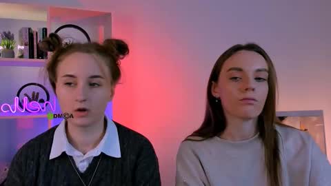 Snapshot of isla_dior chatting on 3, 10, 2025 isla_dior online show from 3, 10, 2025