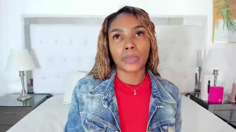 Snapshot of isla_scott chatting on 14, 6, 2026 Vanessa online show from 14, 6, 2026