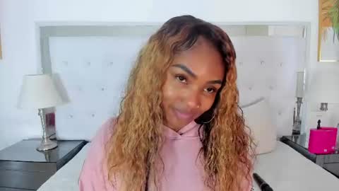 Snapshot of isla_scott chatting on 23, 6, 2026 Vanessa online show from 23, 6, 2026