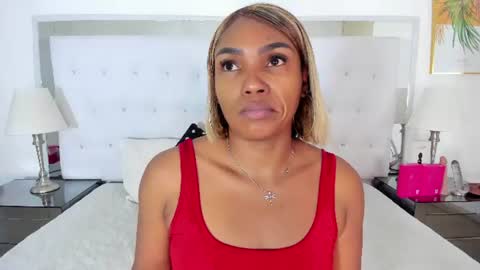 Snapshot of isla_scott chatting on 12, 7, 2026 Vanessa online show from 12, 7, 2026
