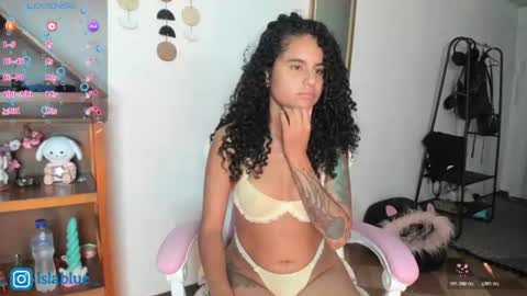 Isla Blue online show from 21, 7, 2026
