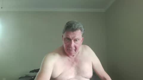 island625103 online show from 7, 10, 2025