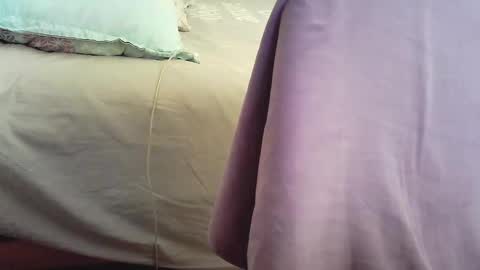 islandforfun online show from 8, 12, 2024