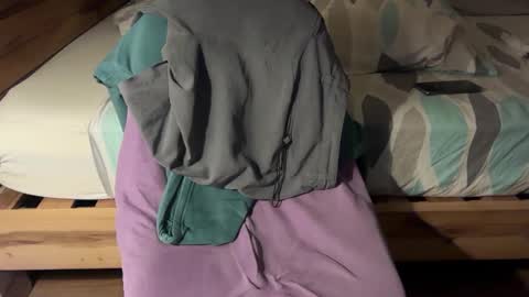 islandforfun online show from 2, 3, 2025