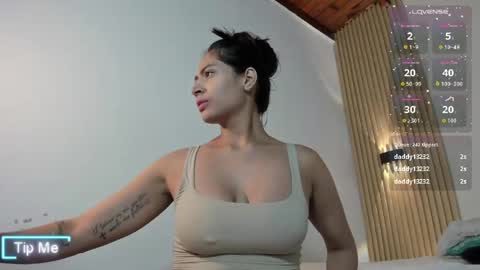 IslaScott online show from 19, 4, 2026