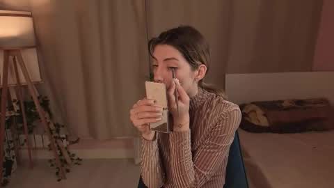 Snapshot of isobelsteinger chatting on 10, 3, 2026 Emilia online show from 10, 3, 2026