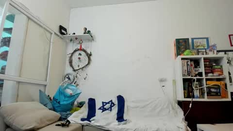 Marta online show from 5, 10, 2025