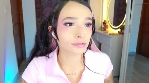 I S S A B E L A Igissaa ax    Xlittleissa  online show from 18, 2, 2026