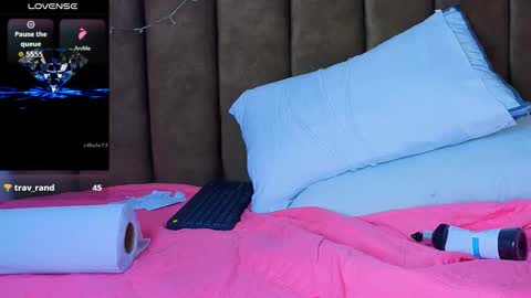 Issac online show from 10, 3, 2026