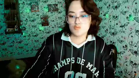 Yiz online show from 15, 5, 2026